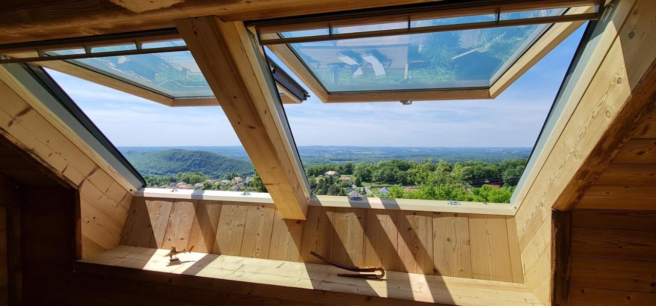 Chambres d'hôtes Le Repère des Anges et SPA Larnod Esterno foto